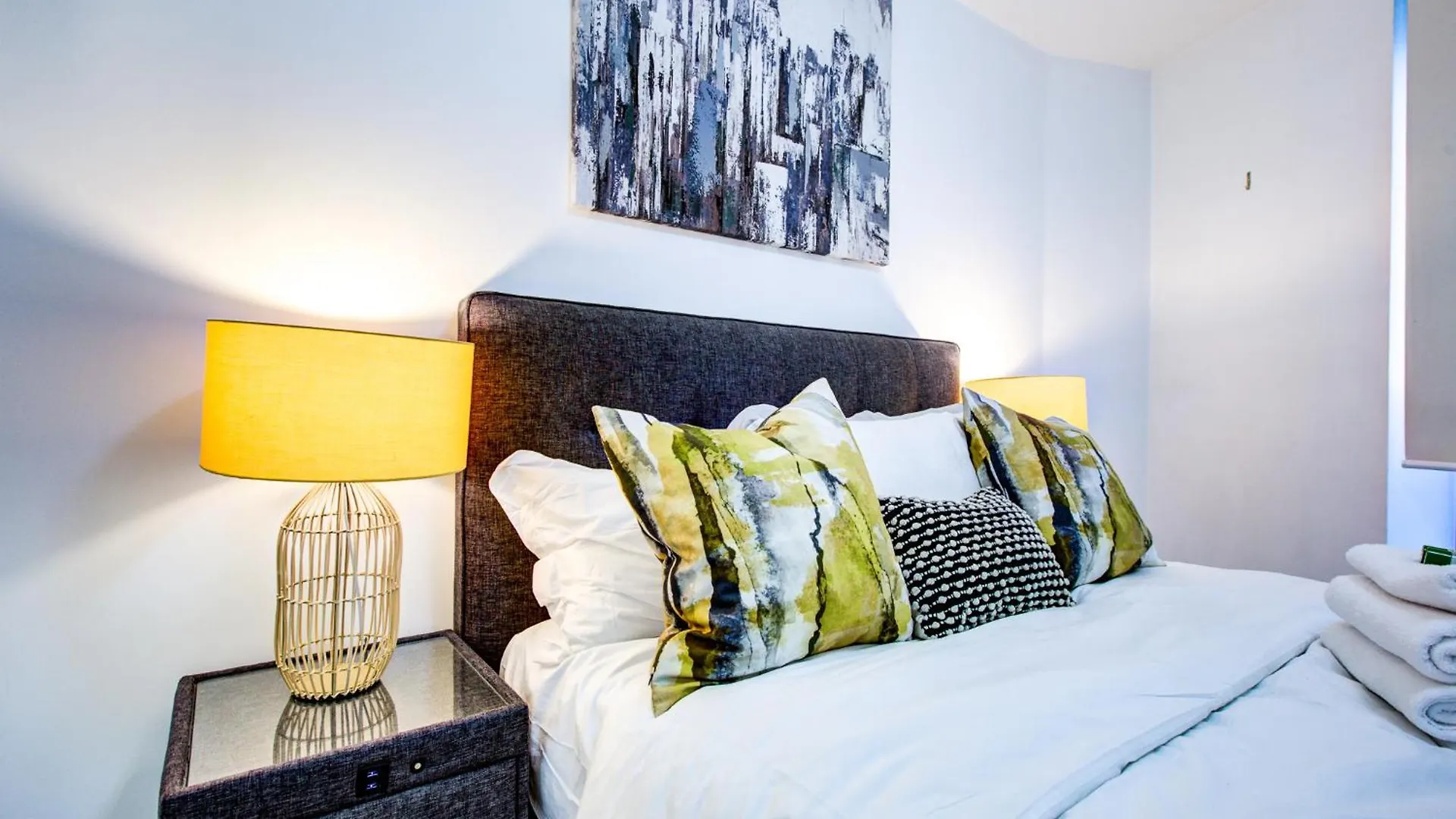 Luxee Apartment By Excel Londen